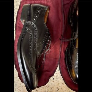 Allen Edmonds Black Wingtip Oxfords 10.5 AAA. New with Box, shoe bags.